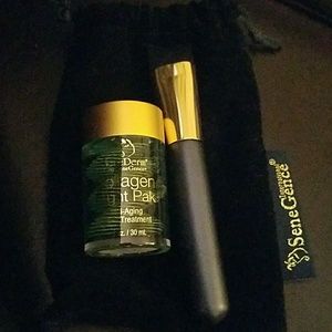 Senegence Collagen Night Pal 1oz. With applicator